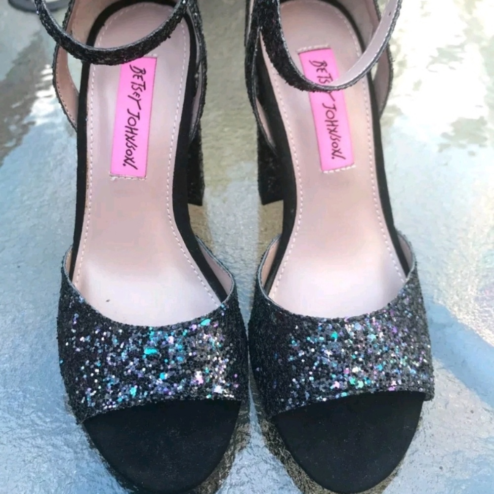 Betsey Johnson Glitter  Heels (Size 5)